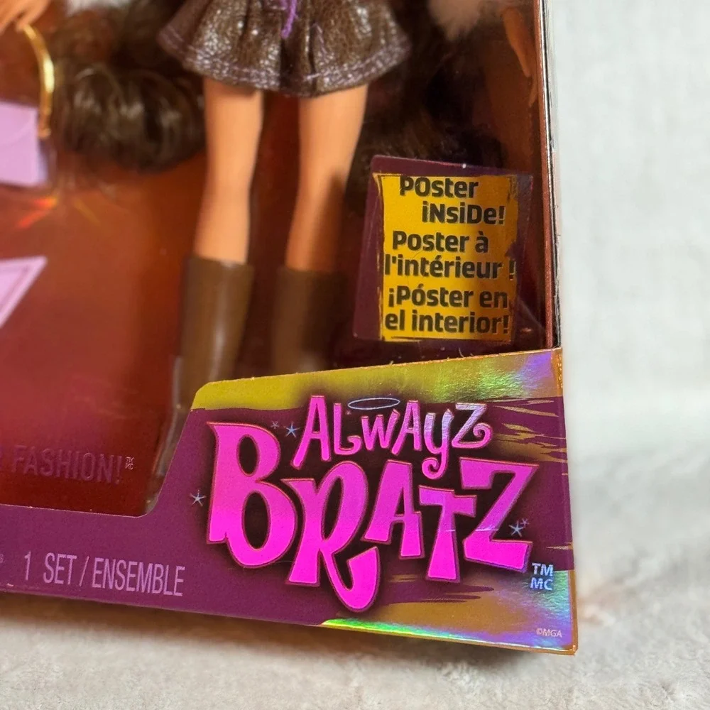 Always Bratz YASMIN Fashion Doll with Accessories & Poster New in Box/Sealed